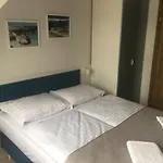 Lazur Gæstehus 3*