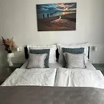 Pensionat Lazur 3*
