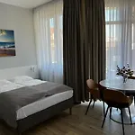 Pensionat Lazur 3*
