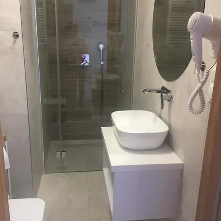 Lazur Casa de hóspedes 3*