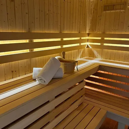 Lazur Casa de hóspedes 3*