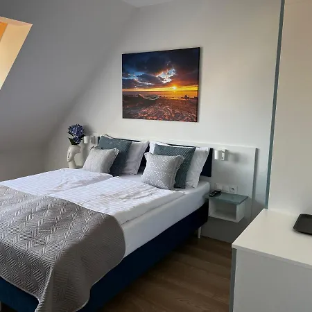 Pensjonat Lazur 3*
